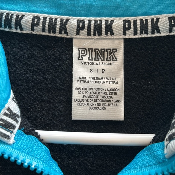 Small PINK lightweight sweatshirt 1/4 zip - Picture 2 of 5